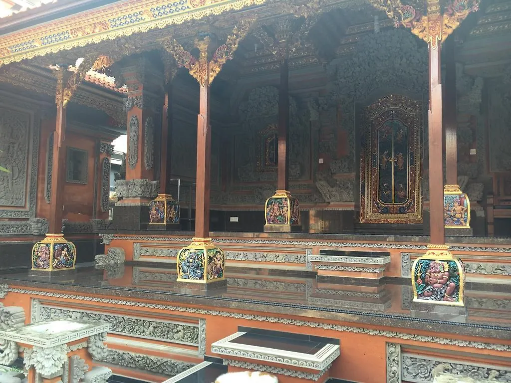 Gedong Bali Family Homestay location